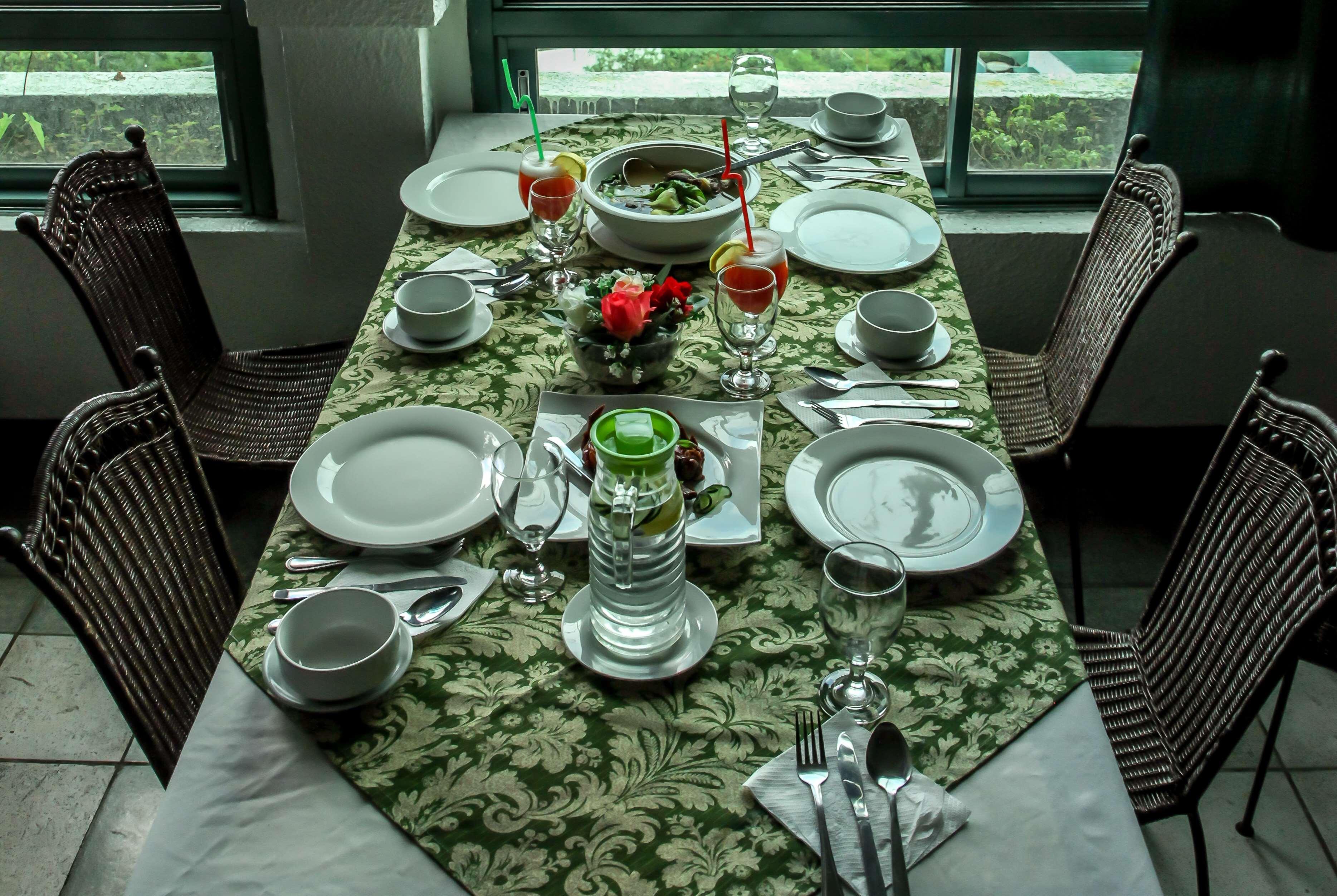 Days Hotel Tagaytay Tagaytay City Ngoại thất bức ảnh