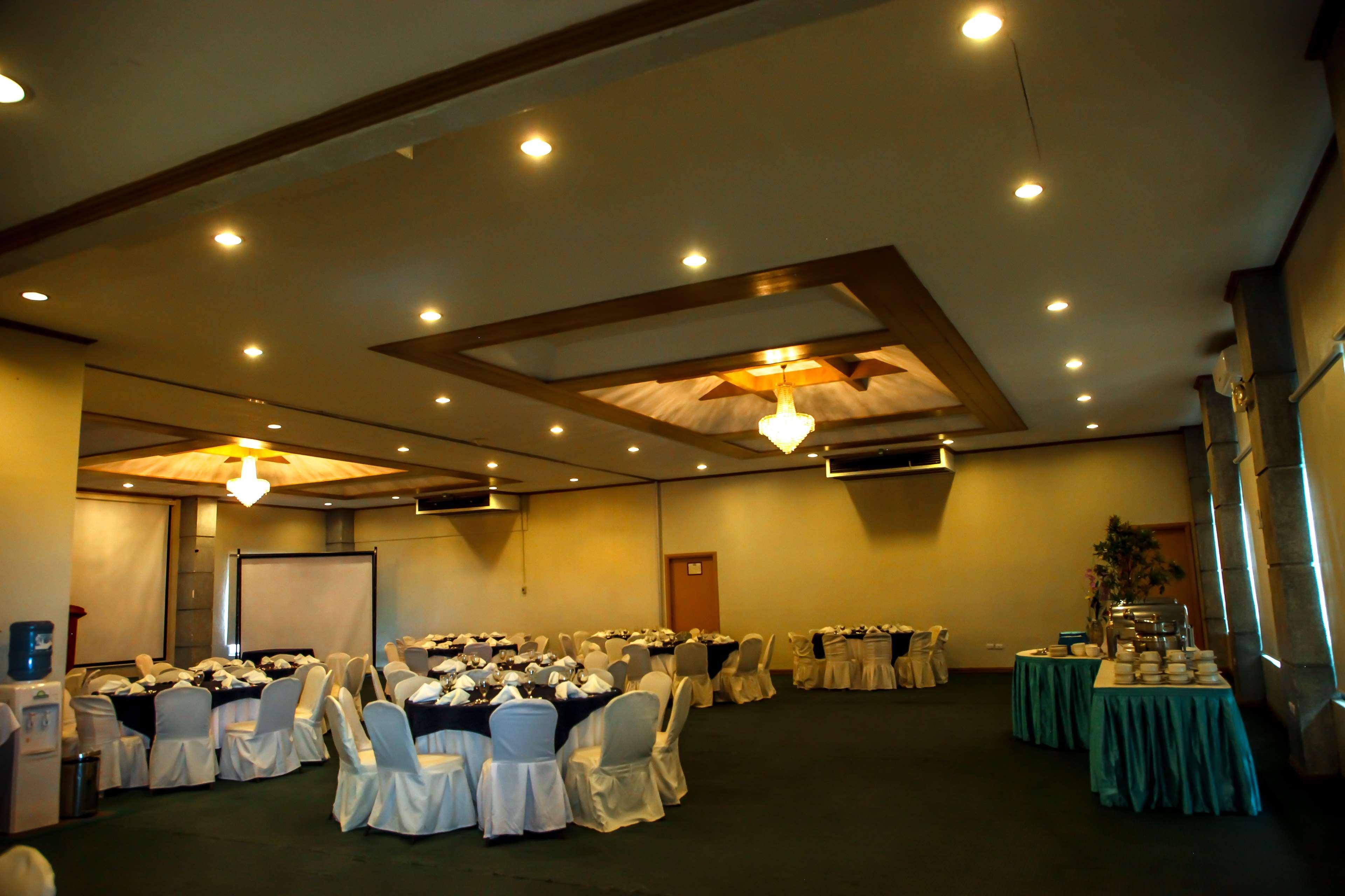 Days Hotel Tagaytay Tagaytay City Ngoại thất bức ảnh