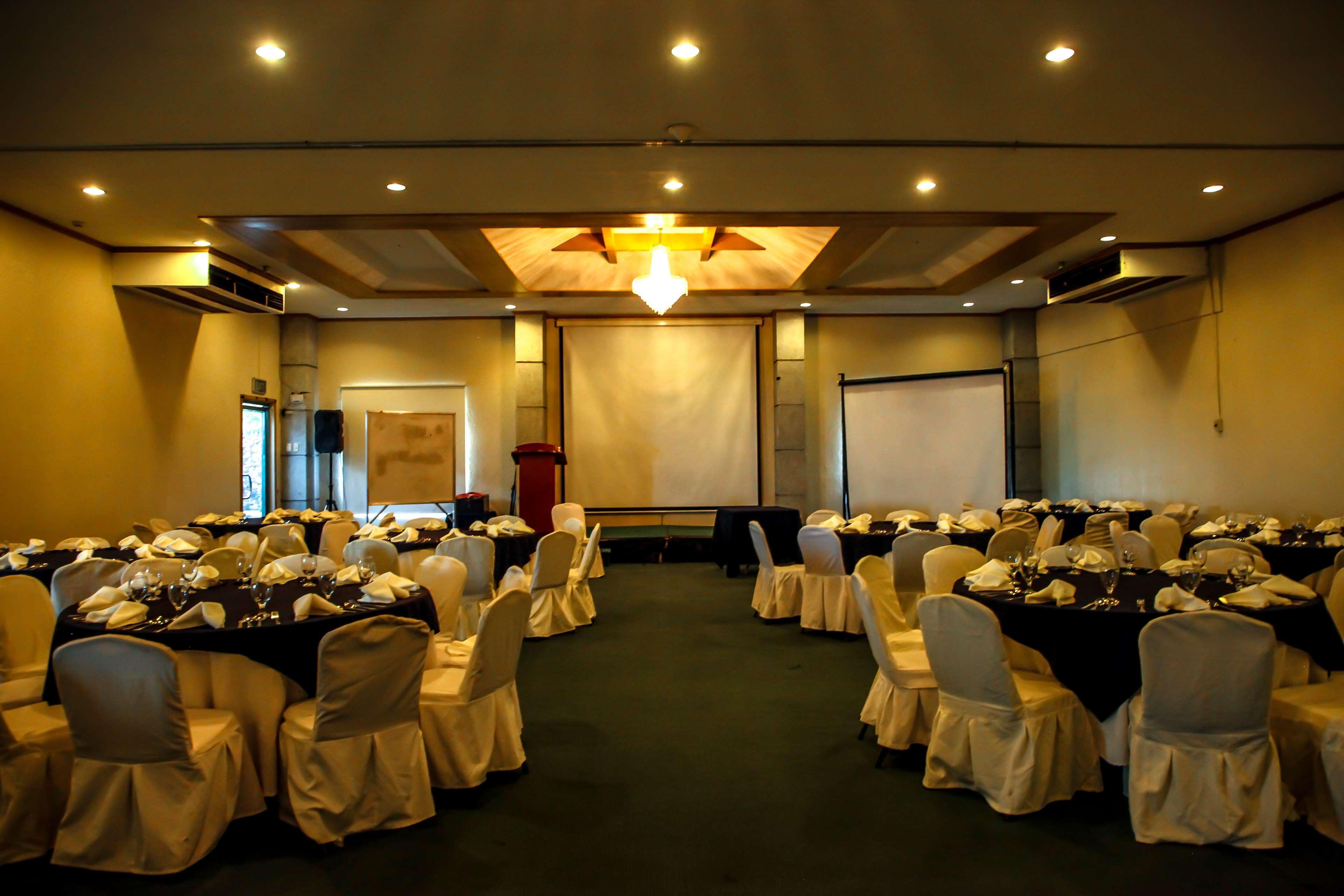 Days Hotel Tagaytay Tagaytay City Ngoại thất bức ảnh