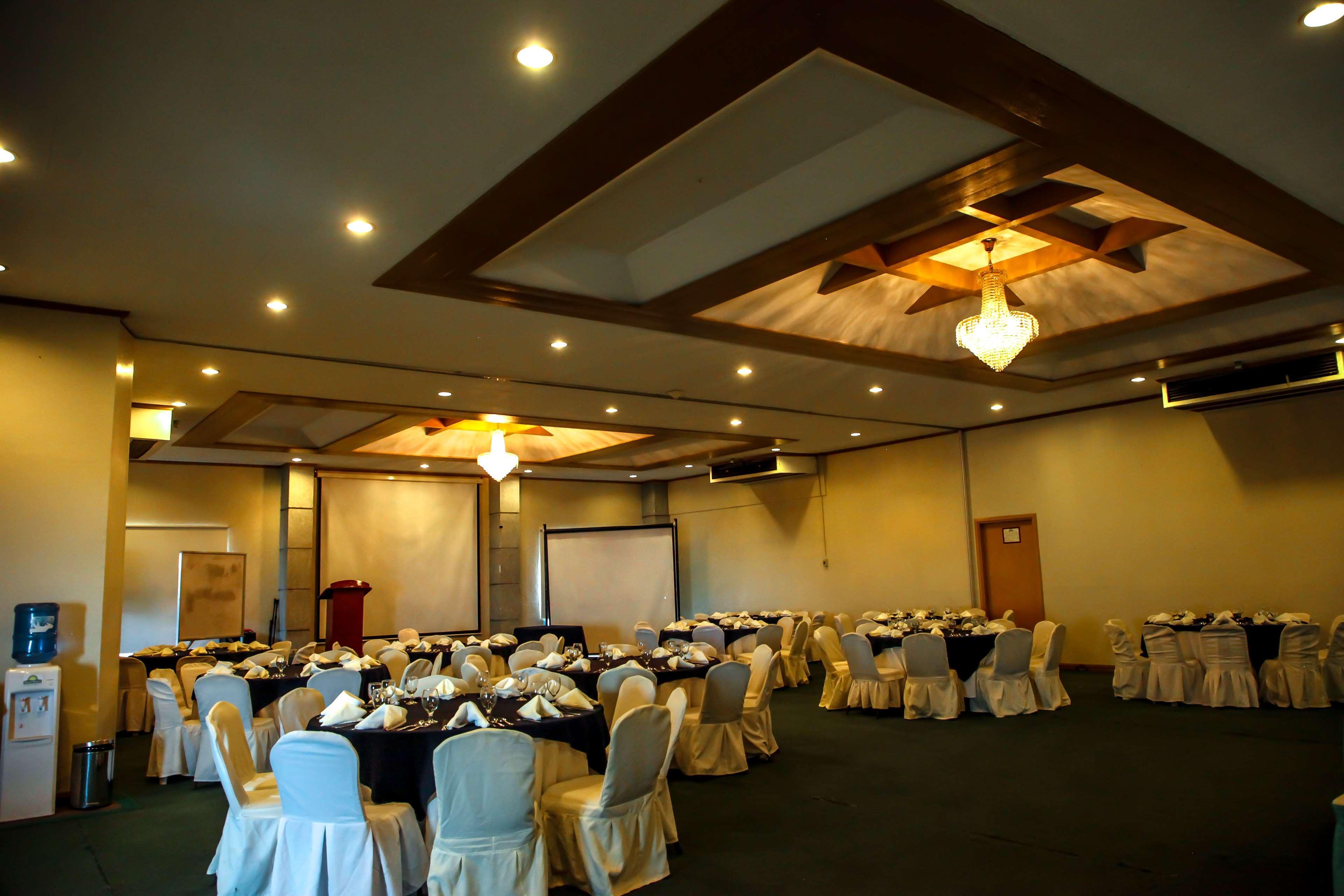 Days Hotel Tagaytay Tagaytay City Ngoại thất bức ảnh