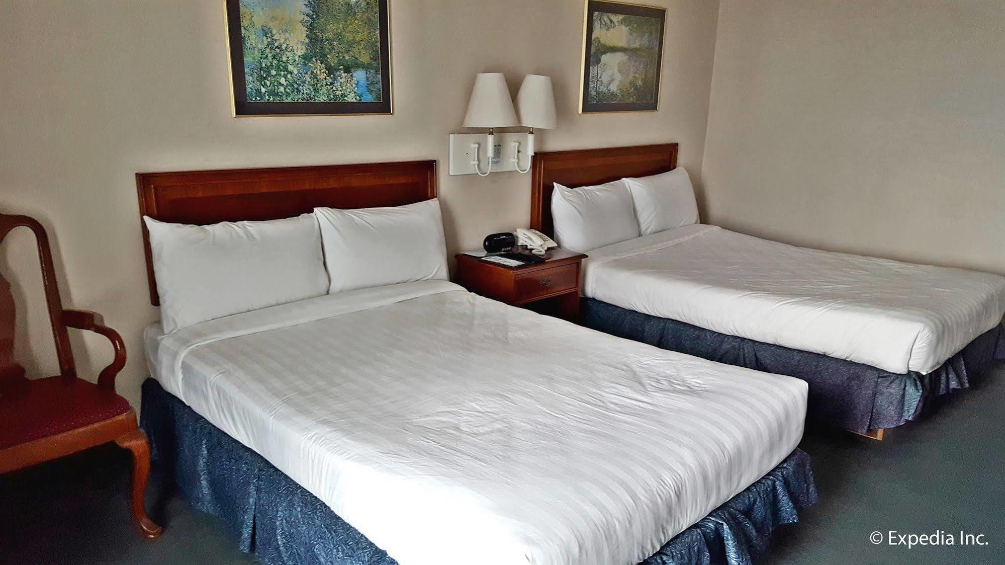 Days Hotel Tagaytay Tagaytay City Ngoại thất bức ảnh