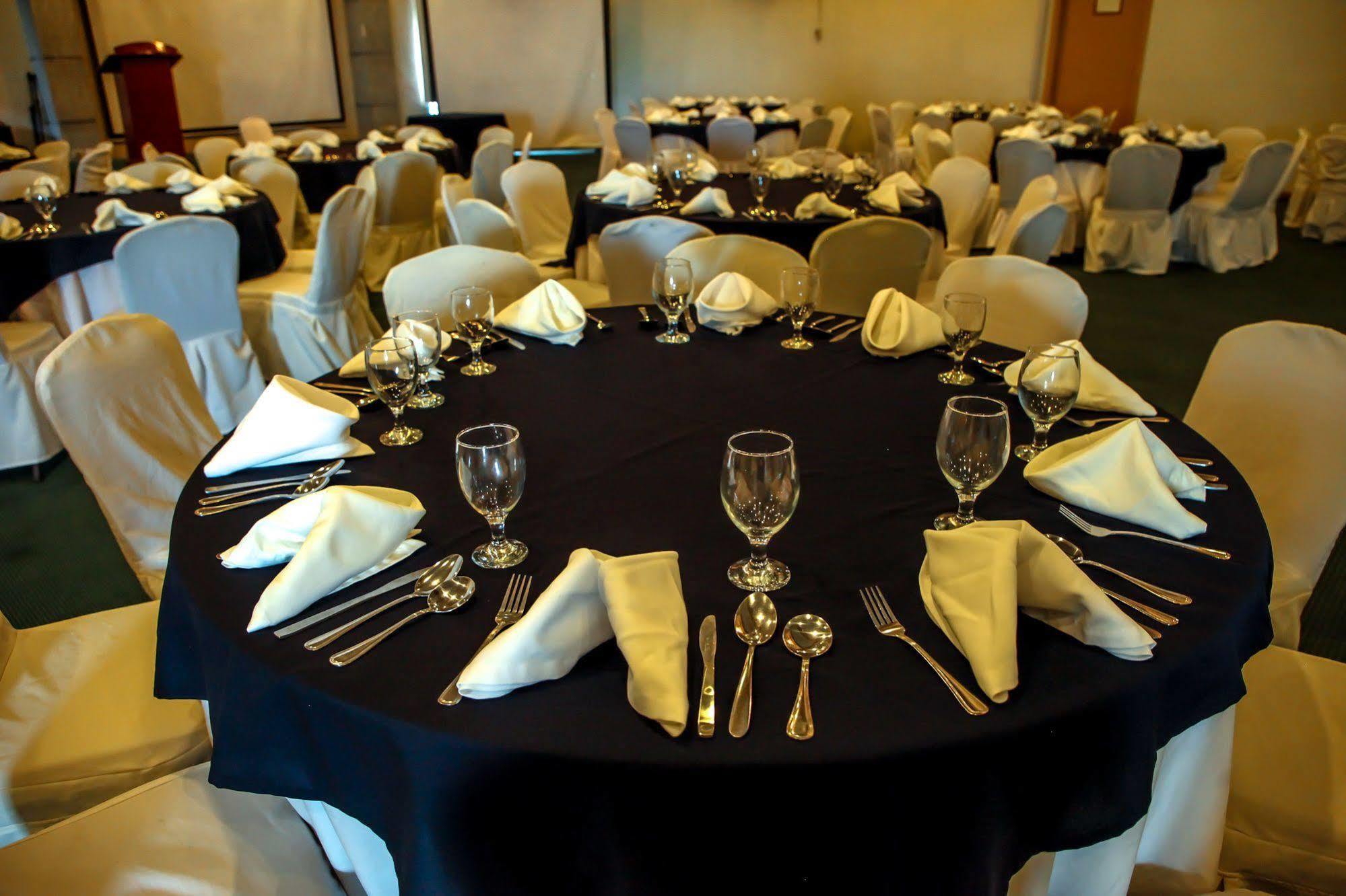 Days Hotel Tagaytay Tagaytay City Ngoại thất bức ảnh